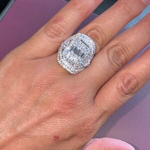 New Elegant Silver Statement Ring 925 size 7